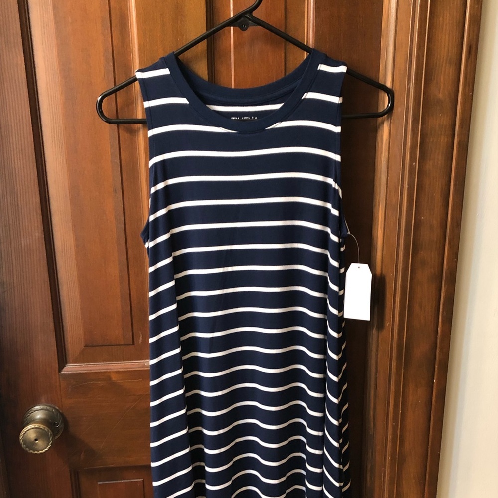 Women’s Time and True dress